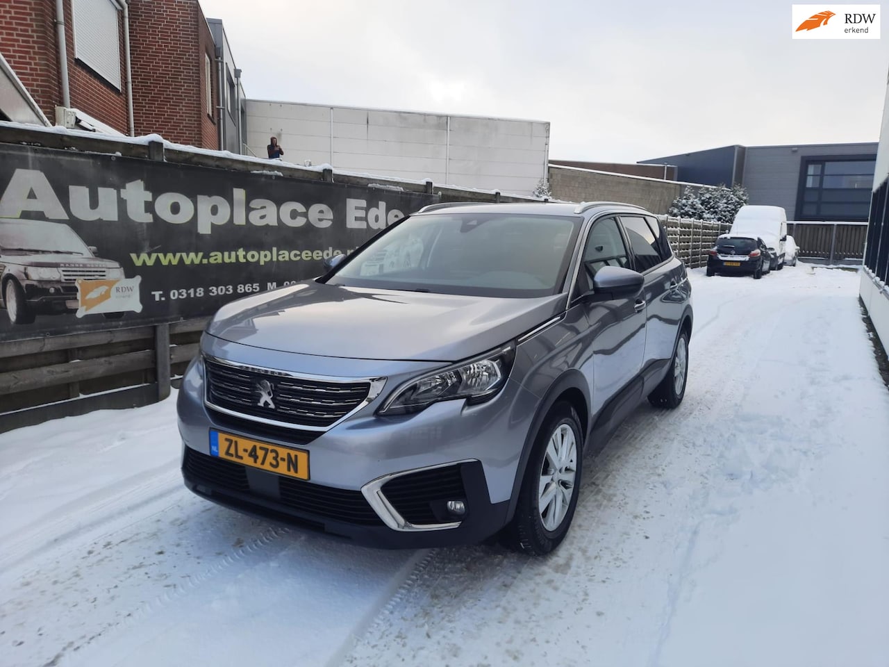 Peugeot 5008 - 1.2 PureTech exe NAVIGATIE ECC 7-PERS - AutoWereld.nl