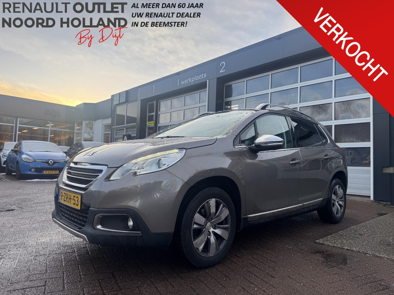 Peugeot 2008 - 1.2 PureTech Allure+Panodak! 46.244km!! - AutoWereld.nl