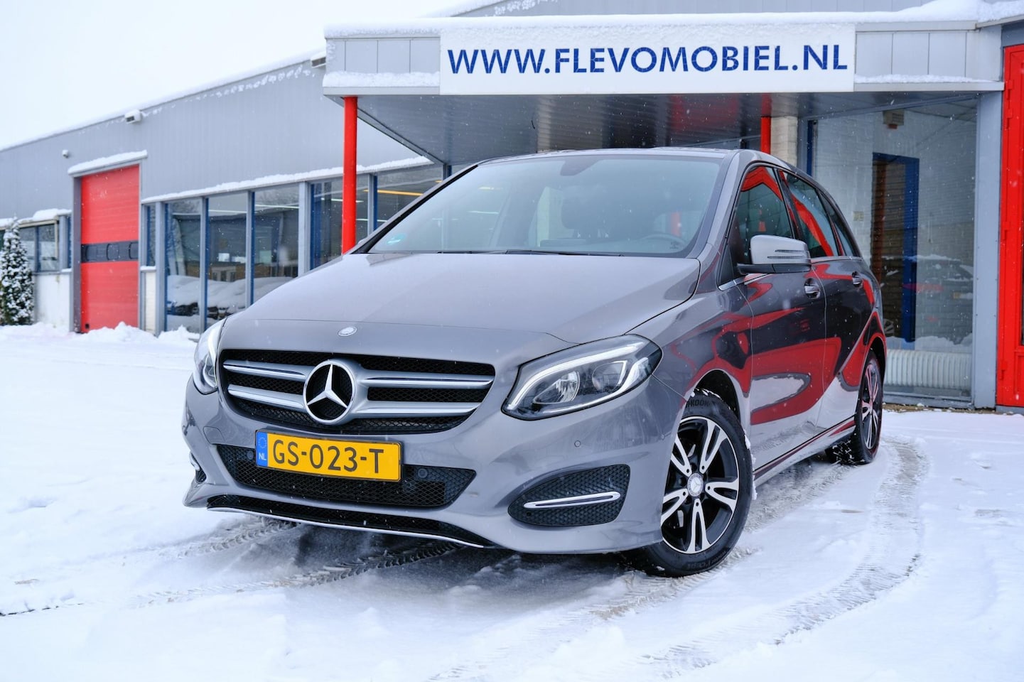Mercedes-Benz B-klasse - 200 Ambition Aut. Navi|Cam|LED|LMV - AutoWereld.nl