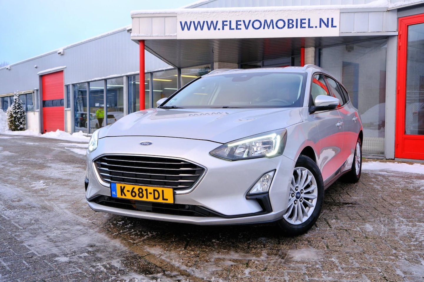 Ford Focus Wagon - 1.5 EcoBlue Titanium X Business Navi|Cam|Clima|CarPlay - AutoWereld.nl