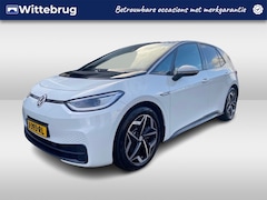 Volkswagen ID.3 - First Plus 204PK 58 kWh / Zwart Dak / LED / Navigatie / Camera / Haak+ / 19" LMV