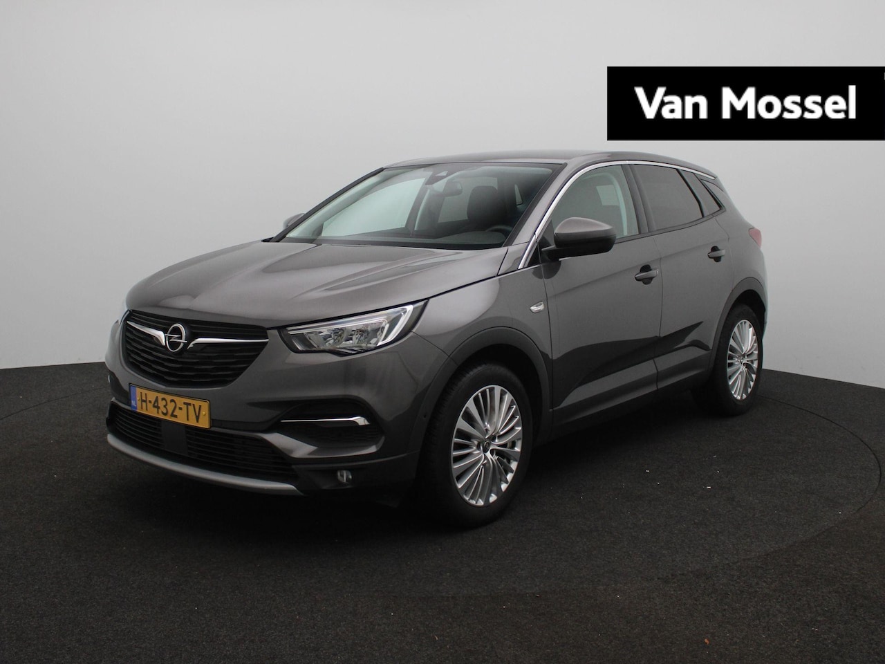 Opel Grandland X - 1.2 Turbo Innovation | Camera | Navi | Trekhaak | LED | Apple Carplay | - AutoWereld.nl