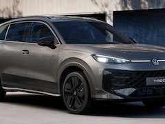 Volkswagen T-Roc - R-Line First Edition 1.5 eTSI 110 kW / 150 PK SUV