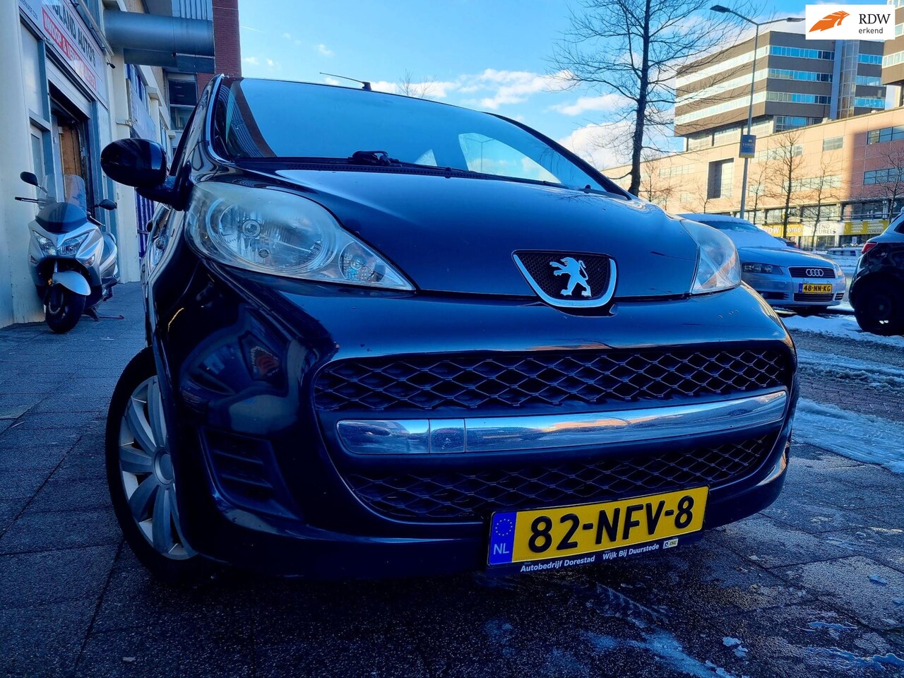 Peugeot 107 - 1.0-12V XS 5drs Airco ElecRam - AutoWereld.nl