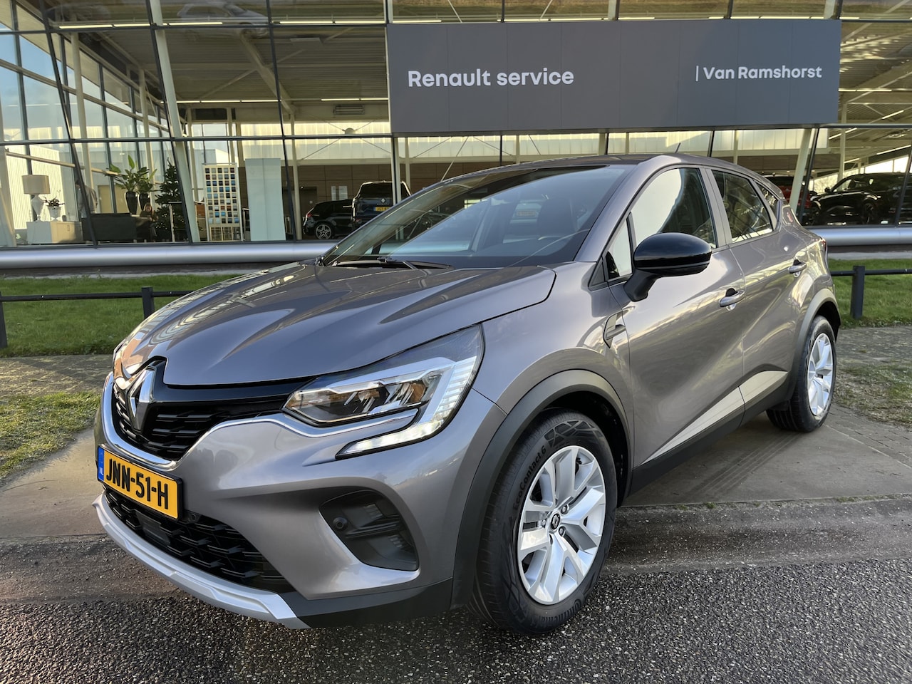 Renault Captur - 1.6 E-Tech Plug-in Hybrid 160 PK Intens / Automaat / Camera / Apple Carplay - Android Auto - AutoWereld.nl