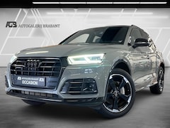 Audi Q5 - 2.0 TFSI quattro Sport Pano/RsStoelen/Standkachel/Carplay