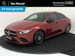 Mercedes-Benz A-klasse - 180 Premium Plus /Panoramadak /Burmester /19 Inch /Nightpakket