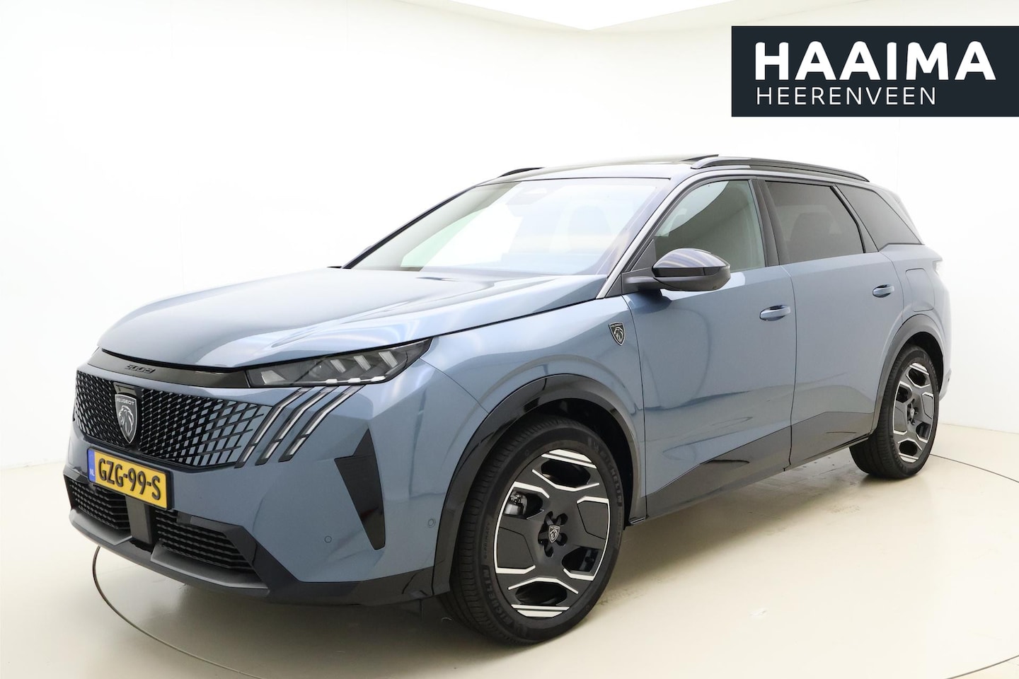 Peugeot e-5008 - GT 73 kWh Navigatie | Apple Carplay/Android Auto | Stoel-, achterbank en stuurverwarming | - AutoWereld.nl