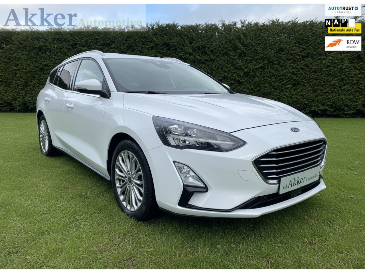 Ford Focus Wagon - 1.0 EcoBoost Titanium Business I Cruise adaptief I Stoel/stuur verwarming I 1ste eig I Zee - AutoWereld.nl