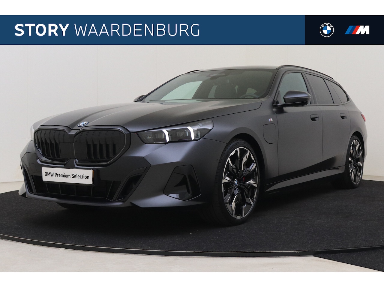 BMW 5-serie Touring - 530e M Sport Automaat / Panoramadak / Trekhaak / Stoelventilatie / Bowers & Wilkins / Comf - AutoWereld.nl