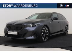 BMW 5-serie Touring - 530e M Sport Automaat / Panoramadak / Trekhaak / Stoelventilatie / Bowers & Wilkins / Comf