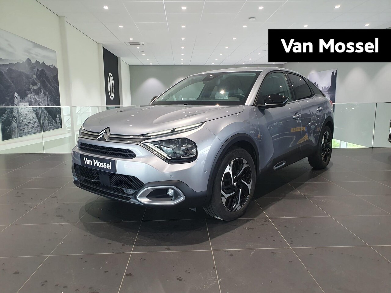 Citroën C4 - 1.2 Puretech Max | AUTOMAAT | Navigatie | Achteruitrijcamera | Apple Carplay/Android Auto - AutoWereld.nl