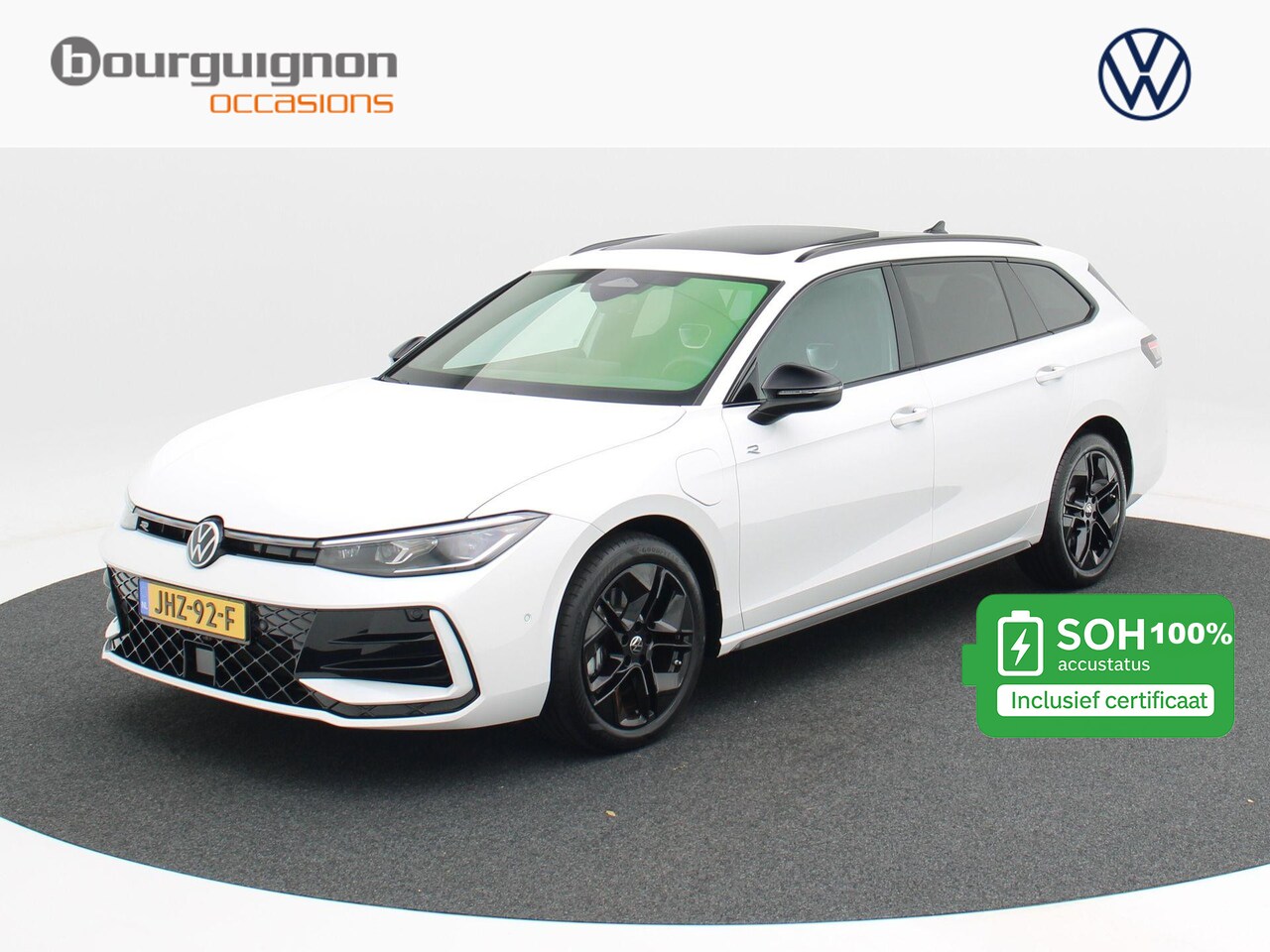 Volkswagen Passat Variant - 1.5 eHybrid 272 Pk Automaat R-Line Edition | Matrix LED | Panoramadak | Head-Up | Black St - AutoWereld.nl