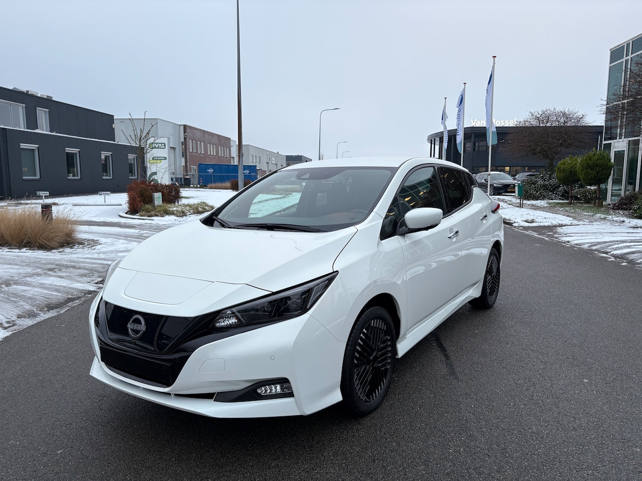 Nissan LEAF - e+ N-Connecta 62 kWh WLTP 385 km - AutoWereld.nl