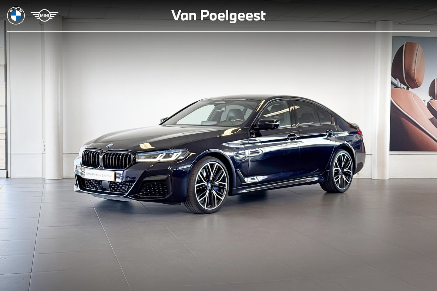 BMW 5-serie - Sedan 545e xDrive Business Edition Plus | M Sport | Stoelverwarming | Headup Display | Ach - AutoWereld.nl
