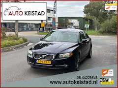 Volvo S80 - 2.5 T 200PK AUTOMAAT LEDER/NAVIGATIE YOUNGTIMER