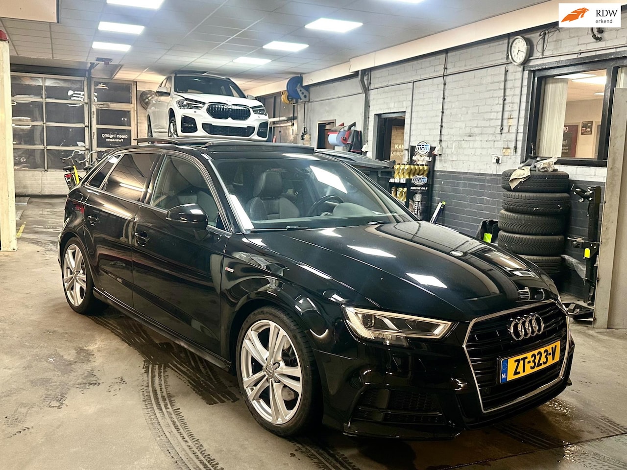 Audi A3 Sportback - 40 TFSI Sport S Line Edition Panodak 190pk - AutoWereld.nl
