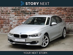 BMW 3-serie - Sedan 320i Executive Automaat / Navigatie Professional / Xenon / Sportstoelen / Climate Co