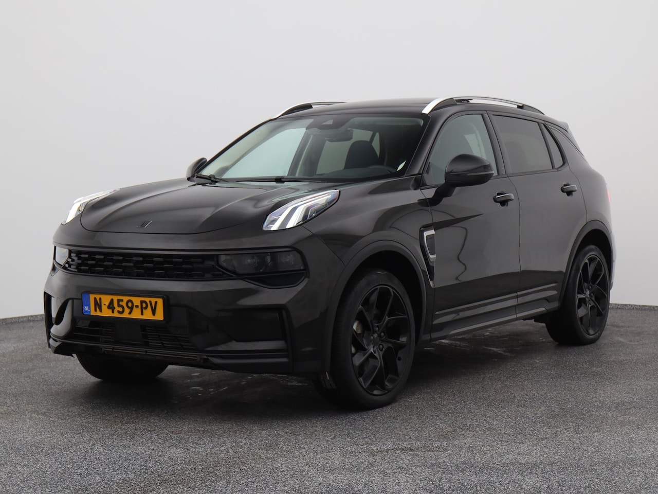 Lynk & Co 01 - 1.5 Plug-in Hybrid | BLACK | NLD AUTO - AutoWereld.nl