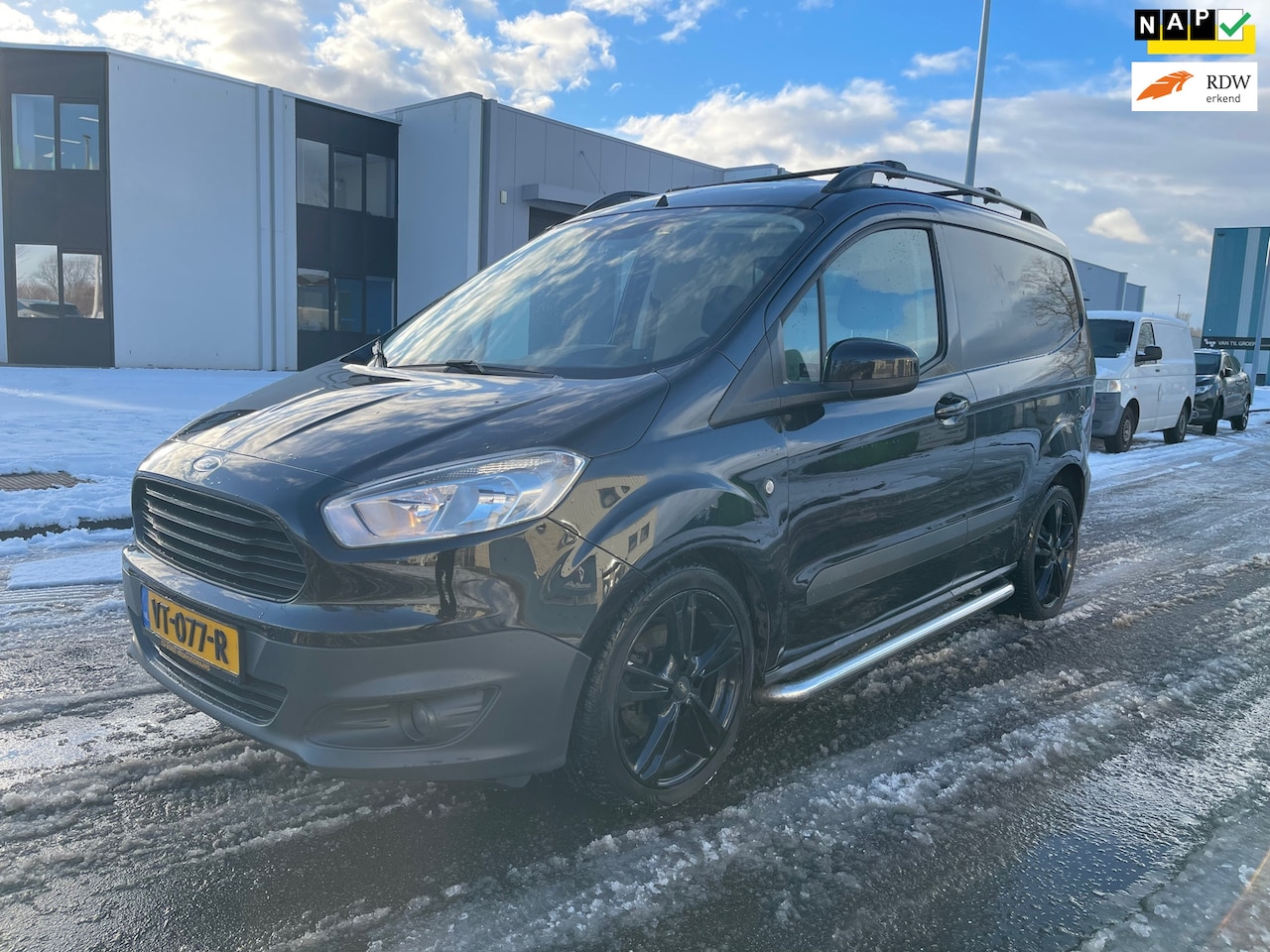 Ford Transit Courier - 1.5 TDCI Trend BJ 2016 CLIMA Lichtmetalen Velgen Zeer Nette staaT - AutoWereld.nl