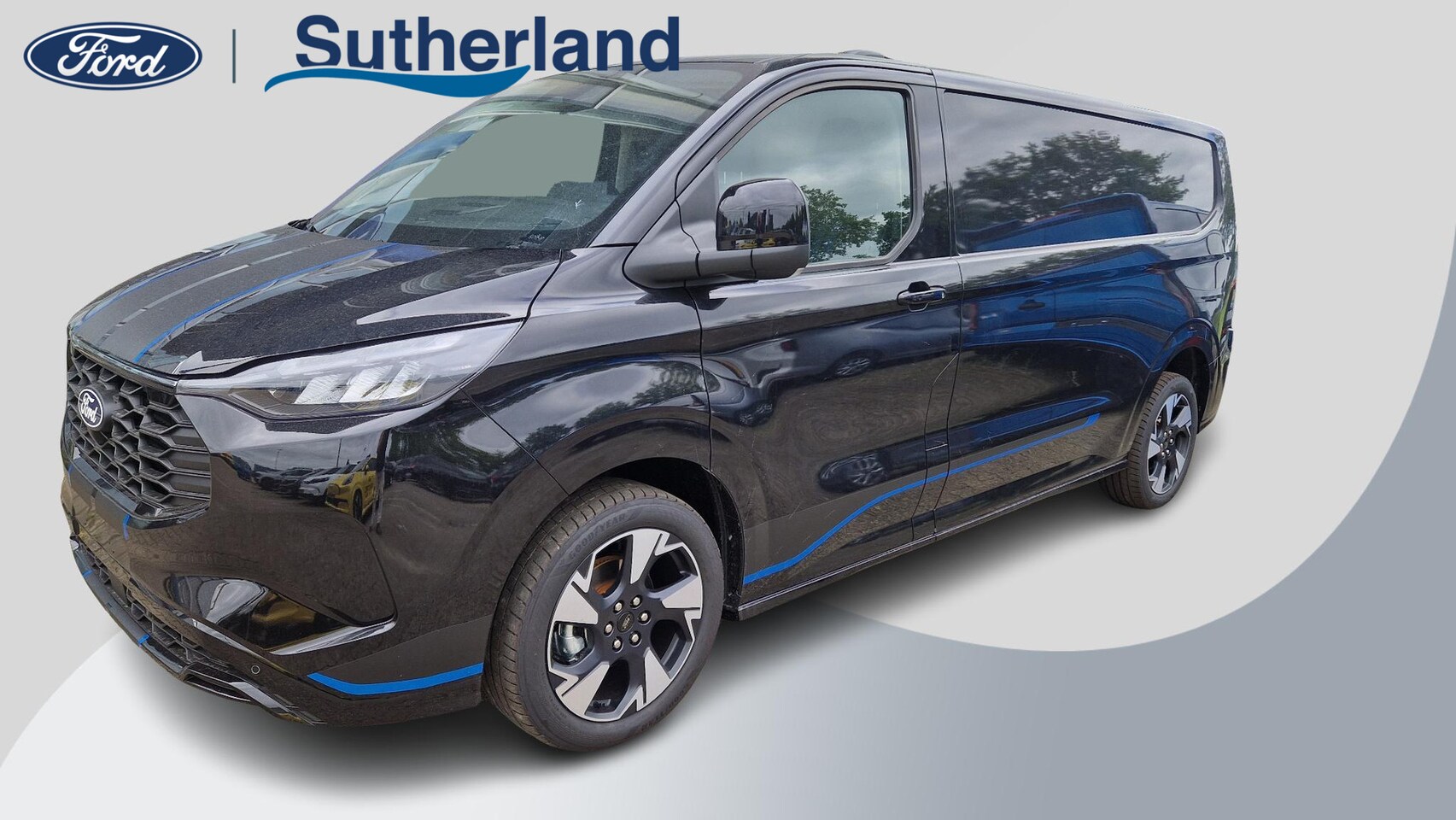 Ford Transit Custom - 320 2.5 PHEV L2H1 Sport 233pk | 0,99% Renteactie | Inklapbare trekhaak | 19 inch lichtmeta - AutoWereld.nl