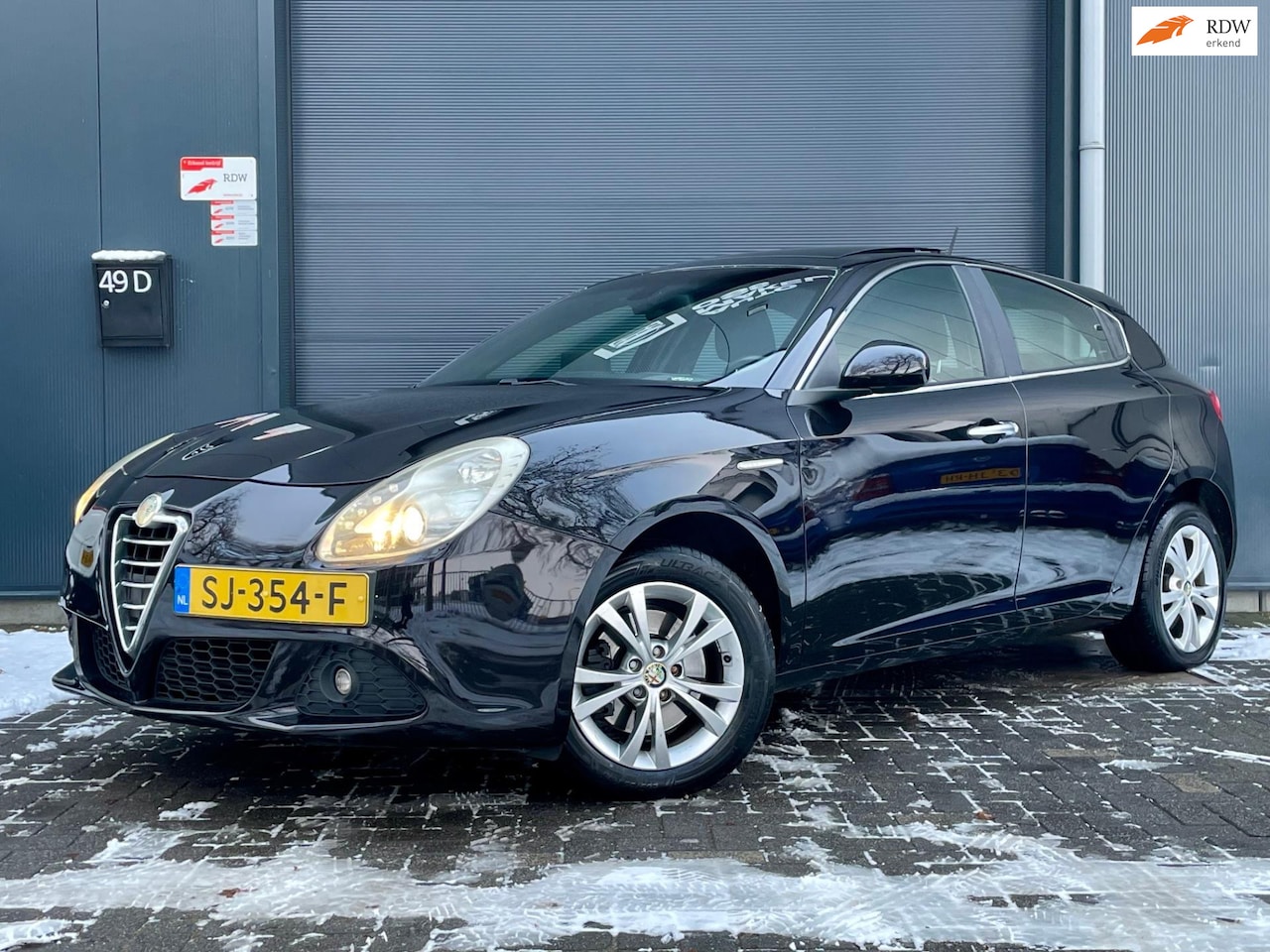 Alfa Romeo Giulietta - 1.4 T Progression PANO BOSE NAVI CLIMA CRUISE TREKHAAK PDC LED DISTRIBUTIE VV BIJ 155000 I - AutoWereld.nl