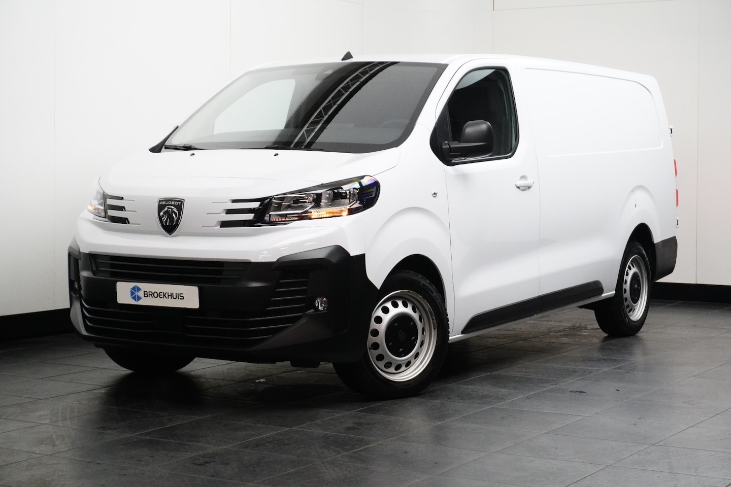 Peugeot Expert - 2.0 BlueHDi 145 S&S L3 | Cruise Control | Navi | Betimmering | Camera | Stuurverwarming | - AutoWereld.nl