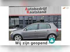 Volkswagen Golf - 1.6 FSI Optive - Automaat - Clima - Cruise
