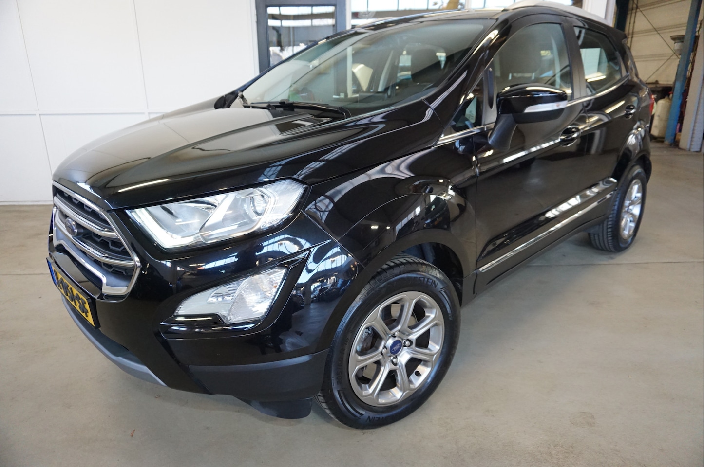 Ford EcoSport - 1.0 EcoBoost ST-Line Black + Trekhaak + Winterbanden - AutoWereld.nl
