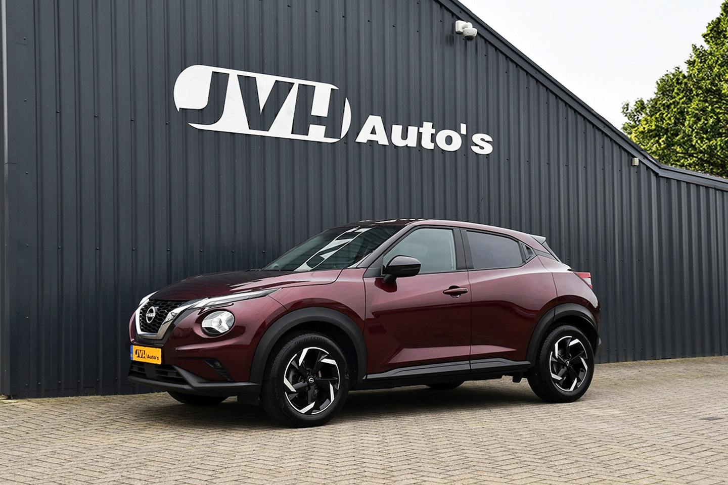 Nissan Juke - 1.0 DiG-T AUT Acenta 10-2023 | Navi | AppleCarPlay | PrG | F1 | Cam | 17" - AutoWereld.nl