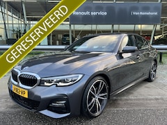 BMW 3-serie - 320i 185PK High Executive Edition / M Sport / 1e Eig. / Adaptive Cruise / Stoel+Stuurverw.