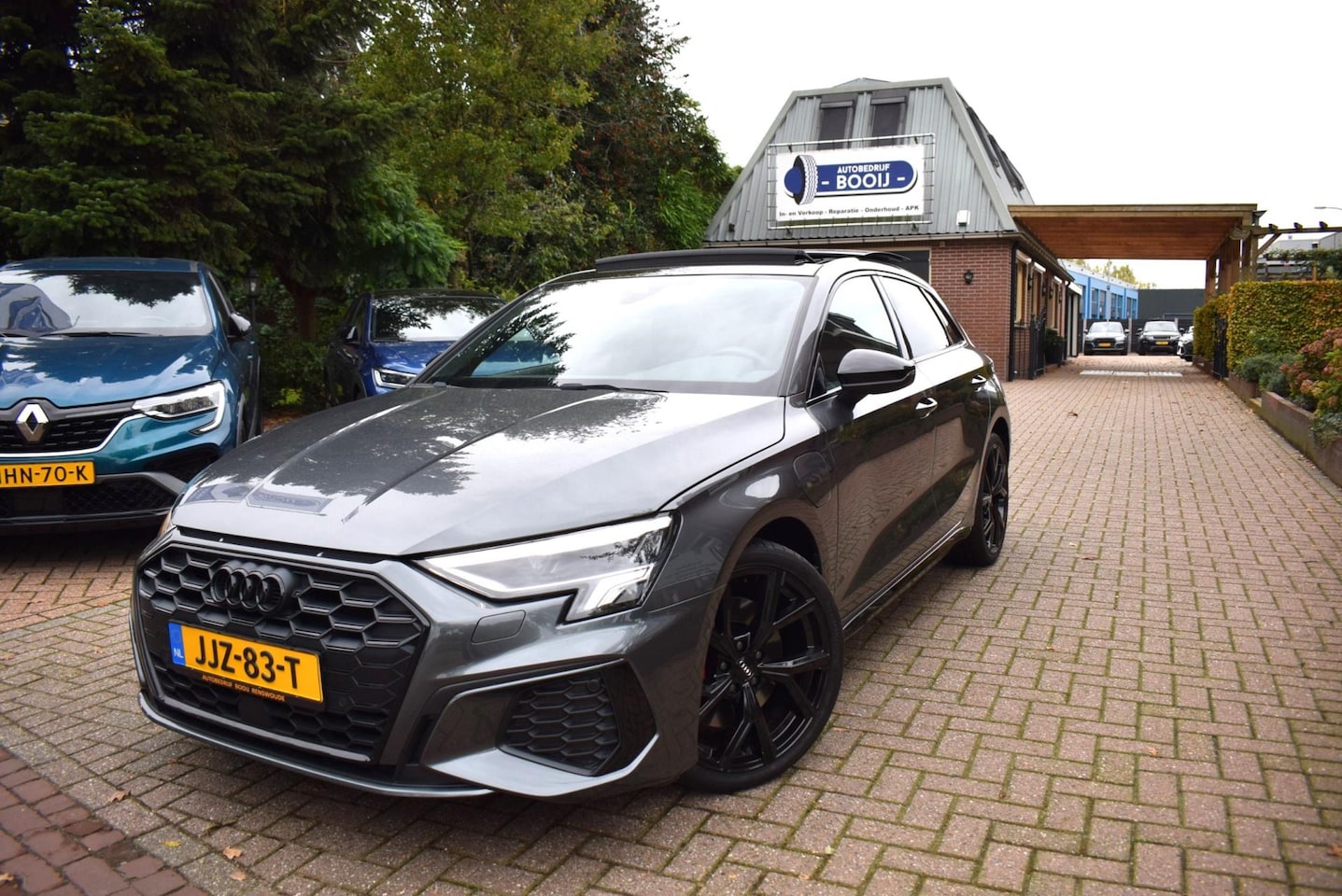 Audi A3 Sportback - 45 TFSI e S-LINE edition Competition AUTOM/PANO DAK/ADAP CRUISE/MATRIX/NAVI/CAMERA/CARPLAY - AutoWereld.nl