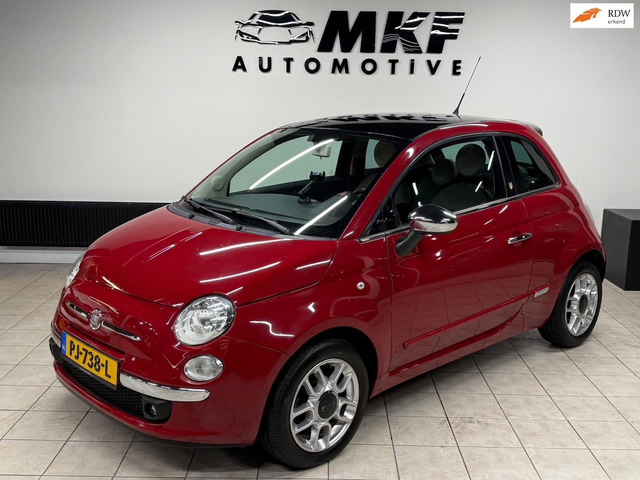 Fiat 500 - 1.2 ITALIA 2010 AUTOMAAT!/CARPLAY/AIRCO/LMV/APK! - AutoWereld.nl