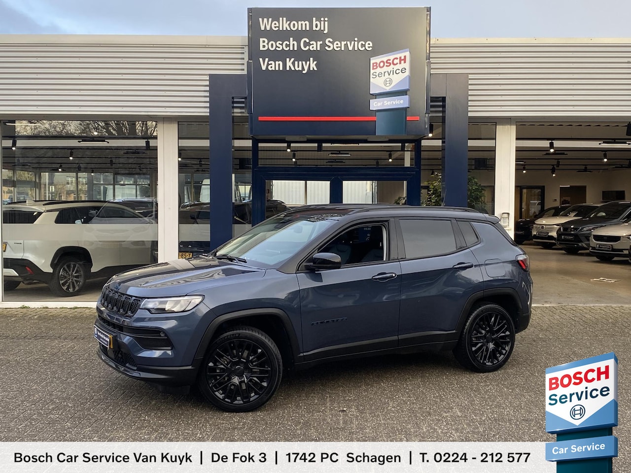 Jeep Compass - 4xe 190 Plug-in Hybrid Electric Night Eagle / Automaat / NL-Auto / Stoel-/Stuurverwarming - AutoWereld.nl