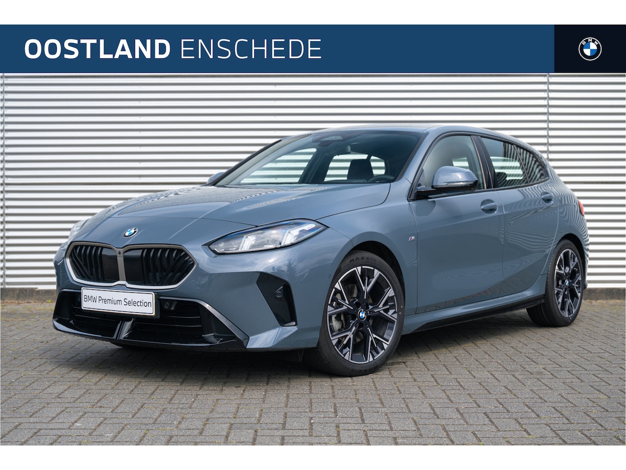 BMW 1-serie - 120 M Sport Automaat / Trekhaak / Sportstoelen / Comfort Access / M Adaptief onderstel / A - AutoWereld.nl