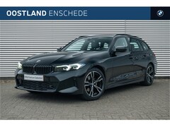 BMW 3-serie Touring - 320i M Sport Automaat / Sportstoelen / Stoelverwarming / M Sportonderstel / Widescreen Dis