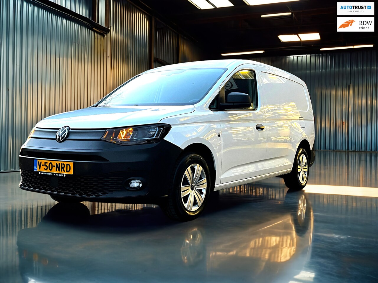 Volkswagen Caddy Cargo Maxi - 2.0 TDI L2H1 DC Comfortline Navi_Carplay_Stoelverw - AutoWereld.nl