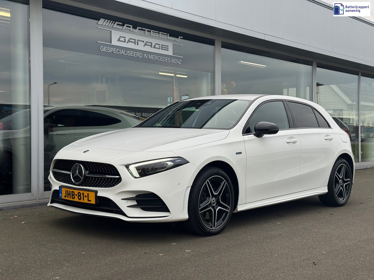 Mercedes-Benz A-klasse - 250 e Business Solution AMG Night Limited automaat , Distronic , 360 graden camera , Memor - AutoWereld.nl