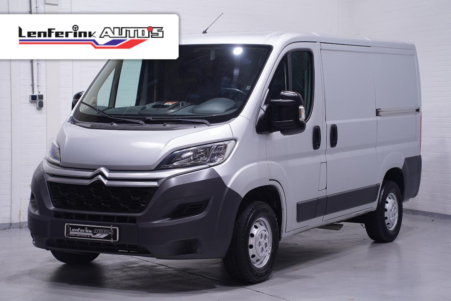 Citroën Jumper - 2.0 HDI 130 pk L1H1 2x Schuifdeur, Airco, Cruise Control, Bluetooth, PDC achter, 3-Zits - AutoWereld.nl