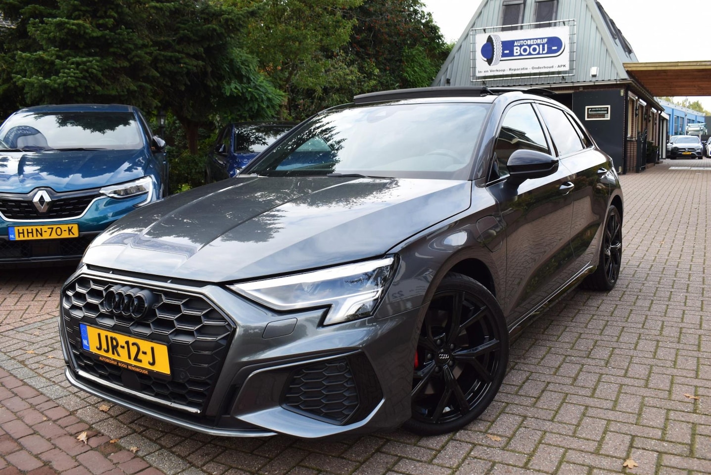 Audi A3 Sportback - 45 TFSI e S LINE edition Competition AUTOM/PANO DAK/ADAP CRUISE/MATRIX/NAVI/CAMERA/CARPLAY - AutoWereld.nl