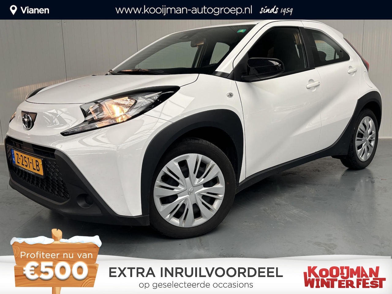 Toyota Aygo X - 1.0 VVT-i MT Play APPLE CARPLAY/ANDROID AUTO, SLECHTS 54.664KM!!! - AutoWereld.nl