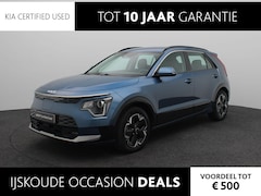 Kia Niro EV - DynamicLine 64.8 kWh | 3-fase 11KW laden | Climate Control | Navigatie | LM Velgen | Eerst