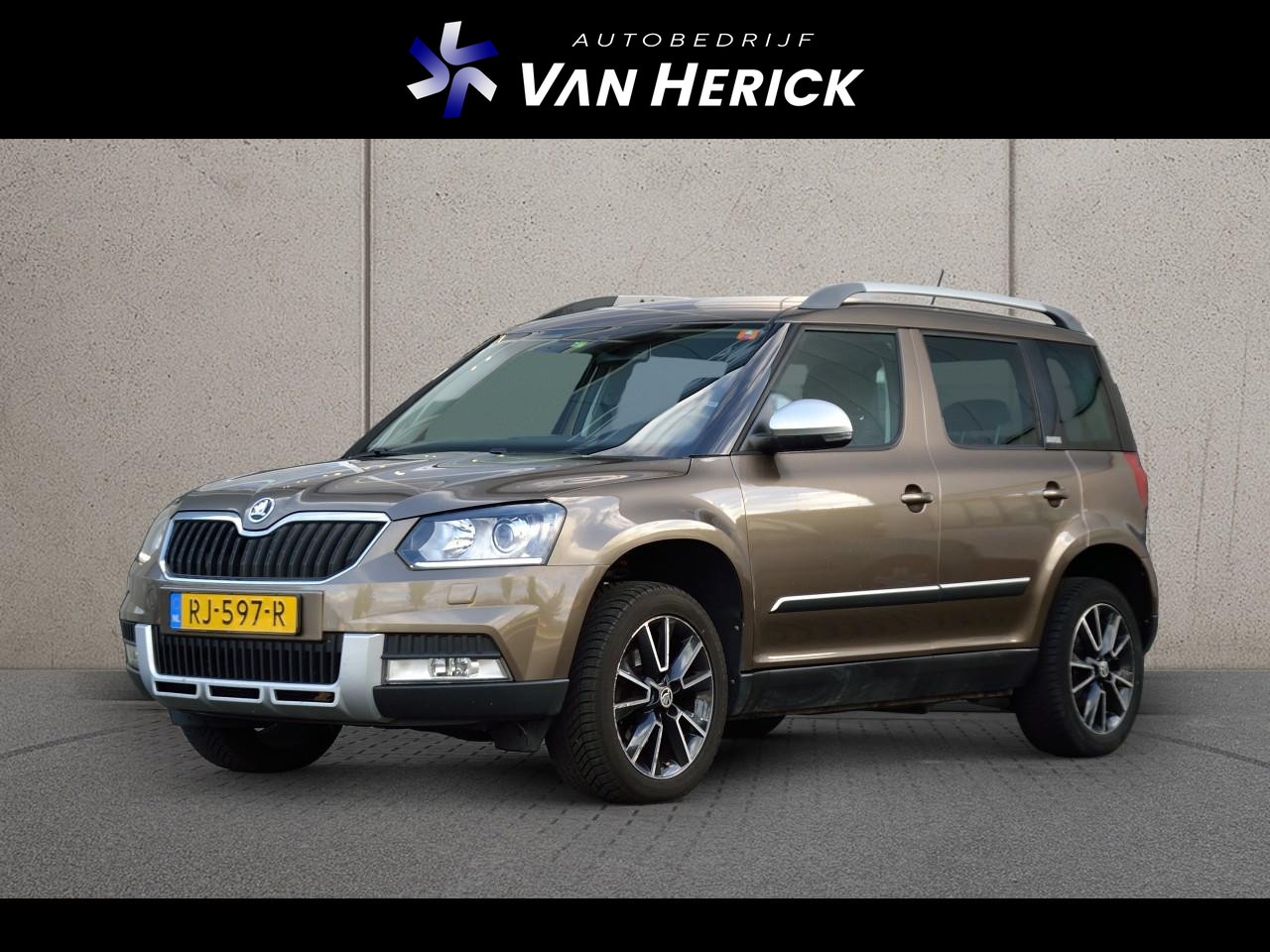 Skoda Yeti Outdoor - 1.4 TSI Greentech 122PK Adventure | Trekhaak | Bi-Xenon | Stoelverwarming - AutoWereld.nl
