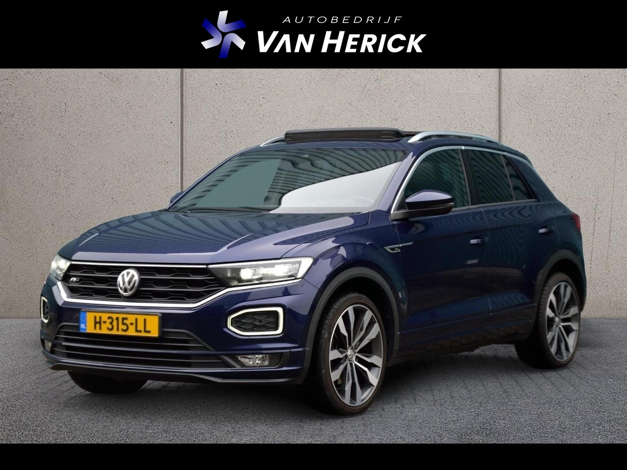 Volkswagen T-Roc - 1.5 TSI Sport Business R 150PK | Panoramadak | ACC | Beats Audio - AutoWereld.nl