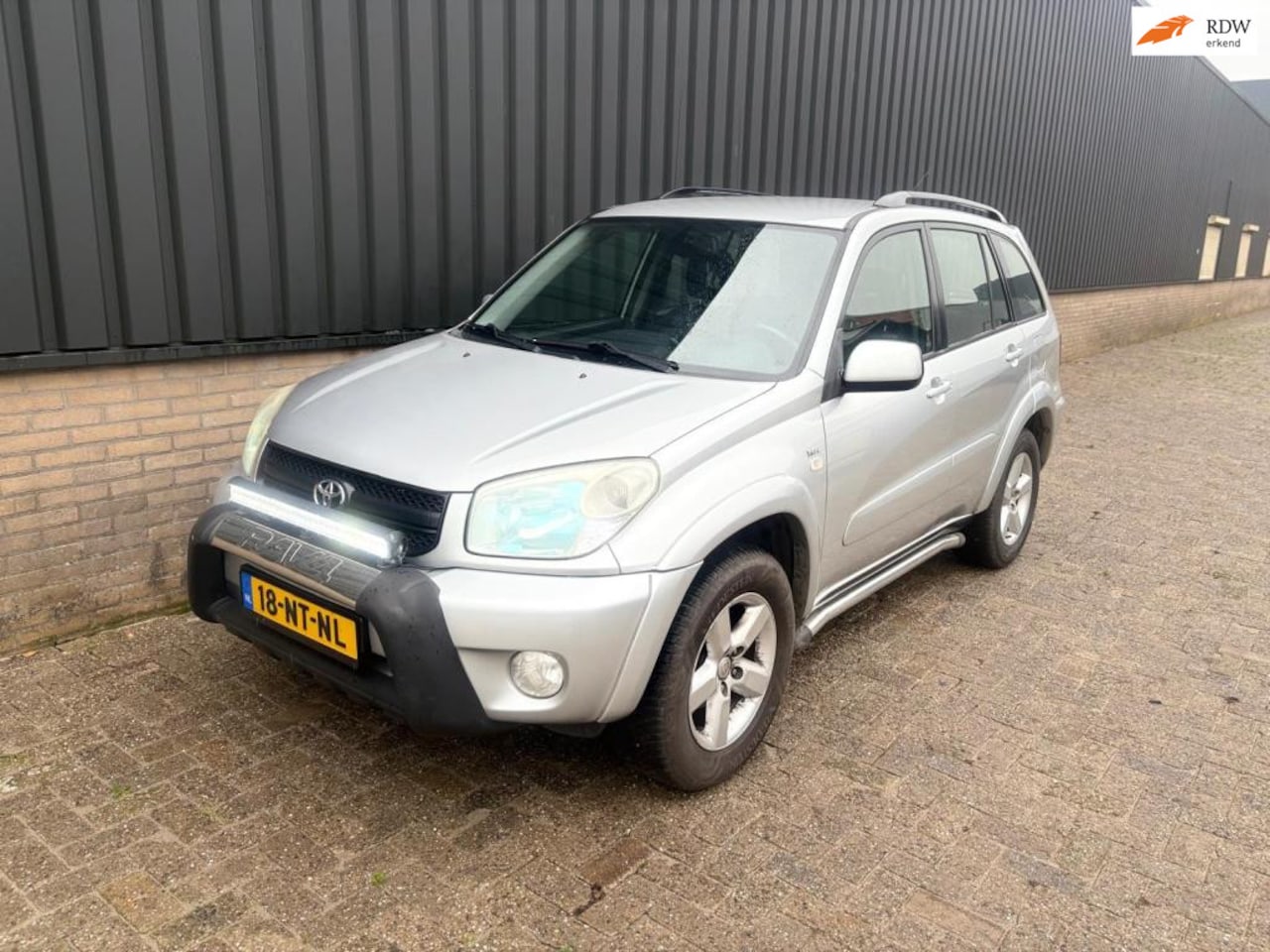 Toyota RAV4 - 2.0 VVT-i ZILVER CAMERA LED AIRCO CV - AutoWereld.nl