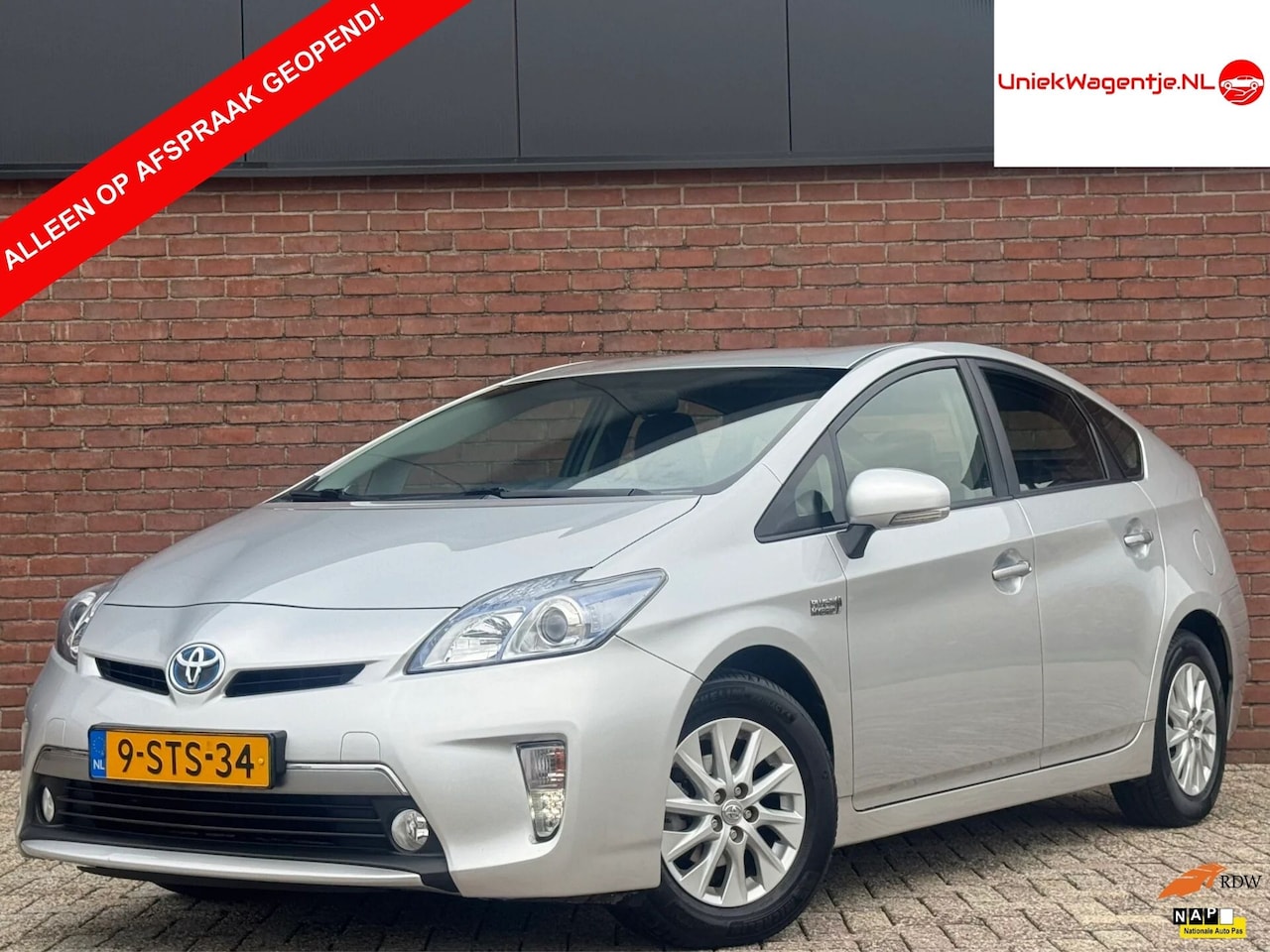 Toyota Prius - 1.8 Plug-in Aspiration | NL-AUTO! | DEALER OH! - AutoWereld.nl