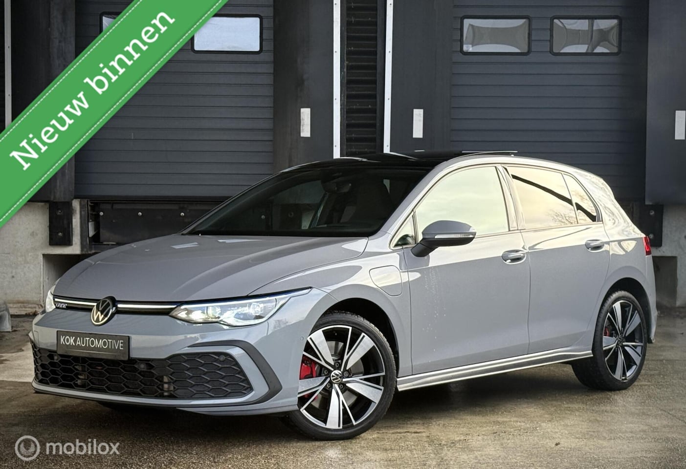 Volkswagen Golf - GTE|HUD|PANO|TREKHAAK|ACC|CARPLAY| - AutoWereld.nl