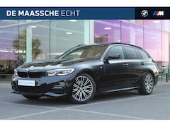 BMW 3-serie Touring - 320i Executive M Sport Automaat / Panoramadak / Achteruitrijcamera / LED / Parking Assista