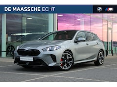 BMW 1-serie - 120 M Sport Automaat / Panoramadak / Sportstoelen / Adaptieve LED / M Adaptief onderstel /