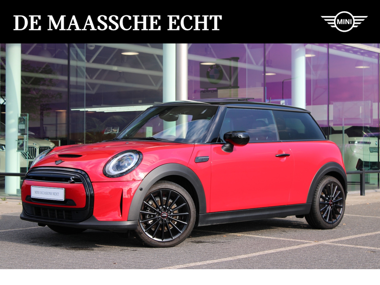 MINI Mini-Electric - Classic / Panoramadak / Sportstoelen / Achteruitrijcamera / LED / Comfort Access / Park As - AutoWereld.nl